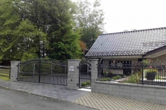 Tor- und Zaunanlage Erondo mit Eicheln