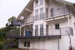 bei dieser Terrassenkonstruktion wurde durch die dreieckige Form pfiffig Platz gewonnen