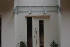 Vordach Haus gross